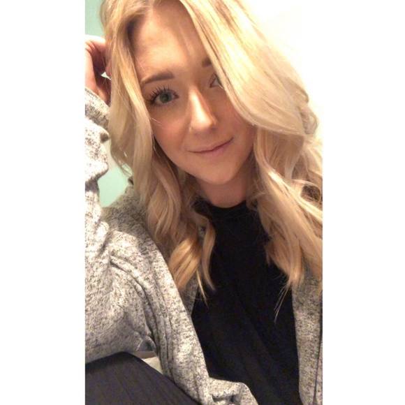 Meet your Posher, Haley - Picture 1 of 1